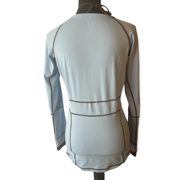 Mountain Hardware Womens top - Picture 4 of 5